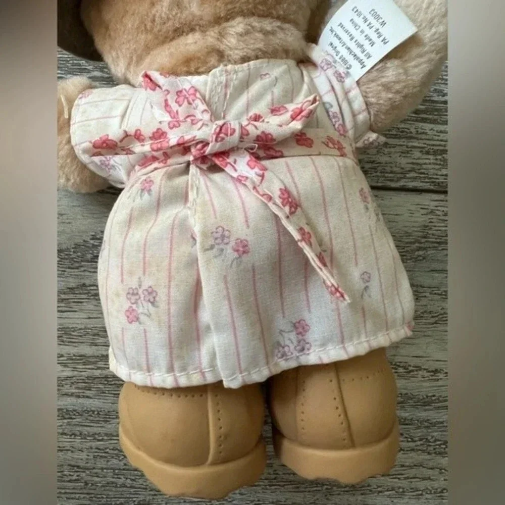 Vintage 1986 Wendy's Furskins Hattie Mini Bear Plush Stuffed Animal Blue Ribbon